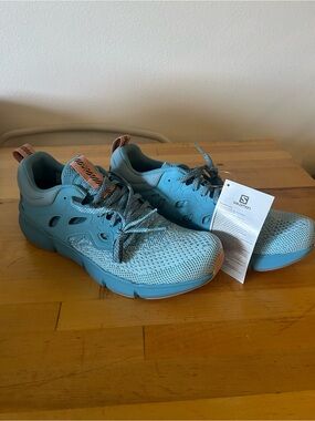 Salomon Women’s Predict Soc 2 Road Running Shoe New with Tags
